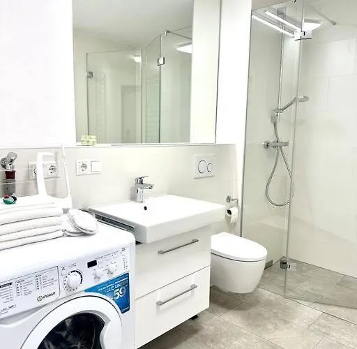 Moderne Erdgeschosswohnung Appartement Augsbourg